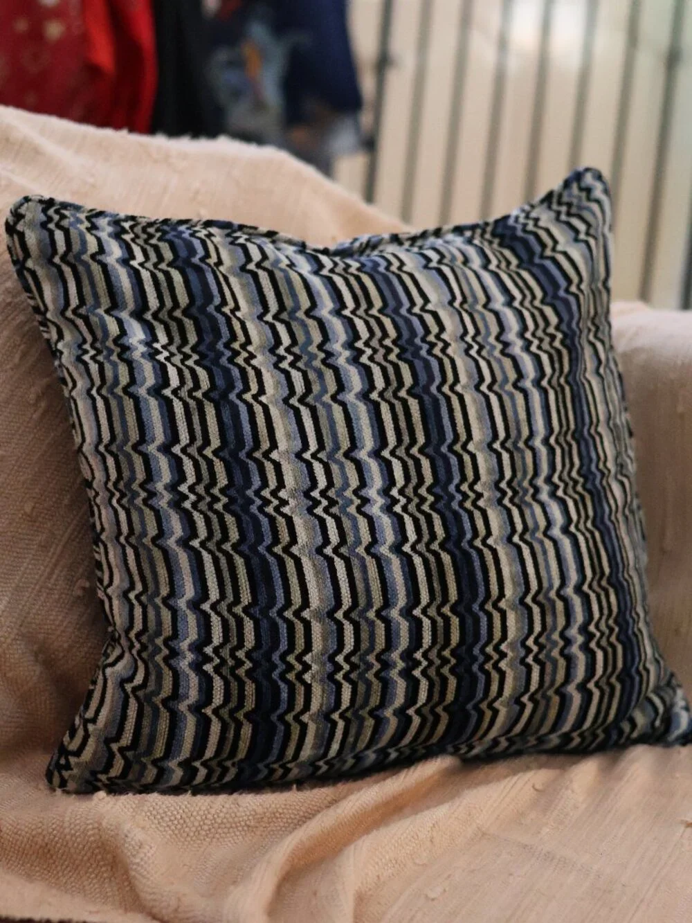 Crate & Barrel 